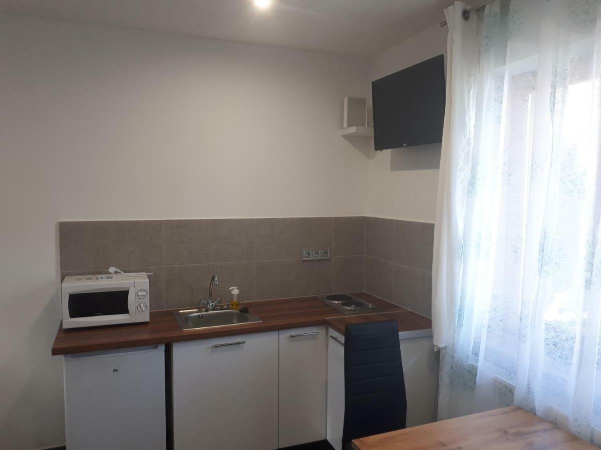Éden Apartman Hajdúszoboszló Esterno foto