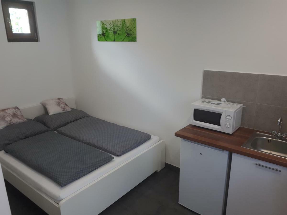 Éden Apartman Hajdúszoboszló Esterno foto